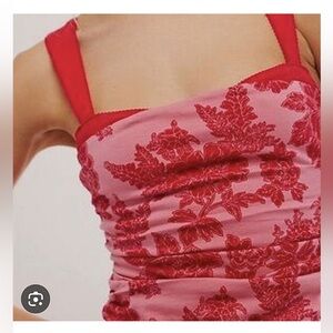 Free people Two Toned Printed Tank in size XS in color pink and red